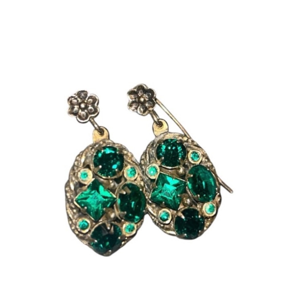 Vintage Emerald Green Floral Earrings